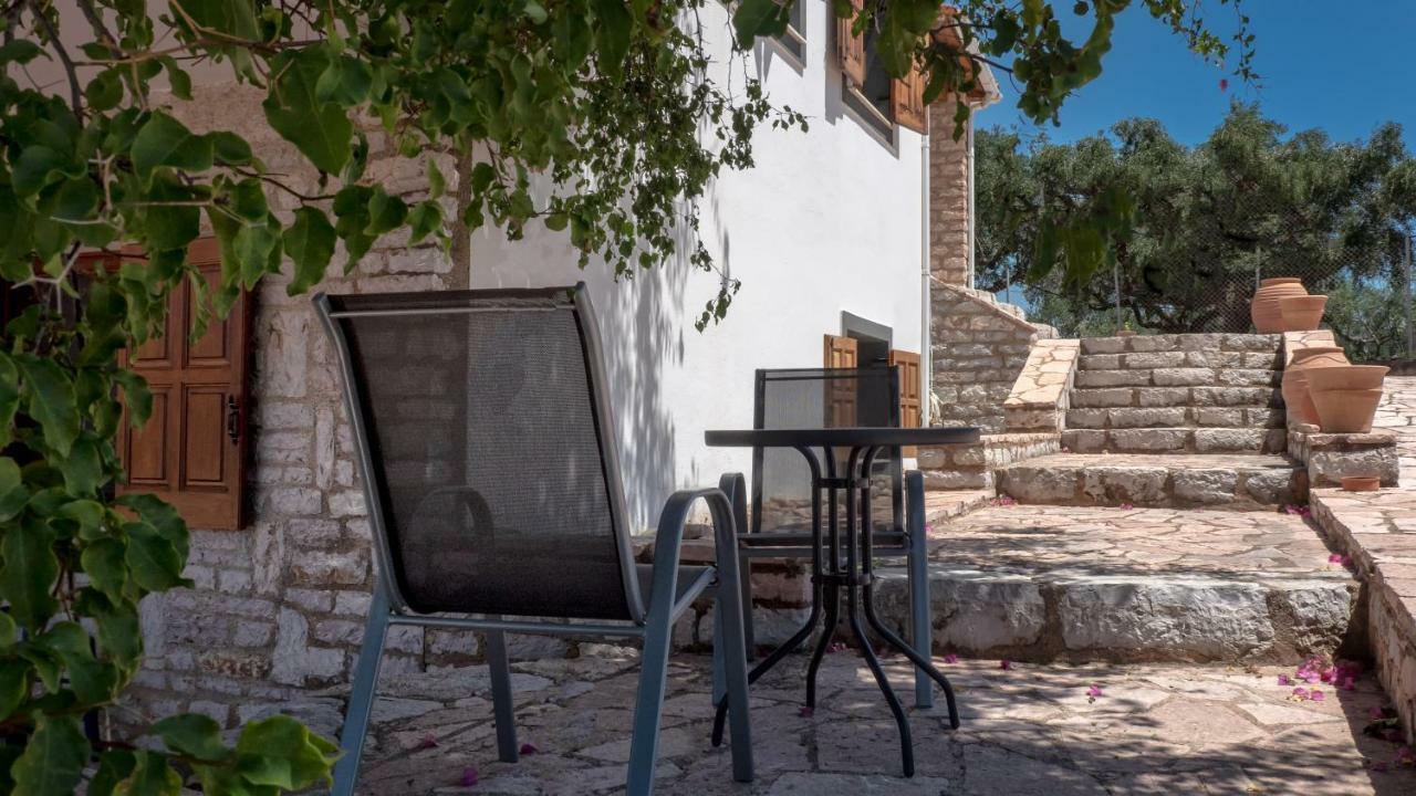 Ionianeon Apartments Agios Ilias  Bagian luar foto