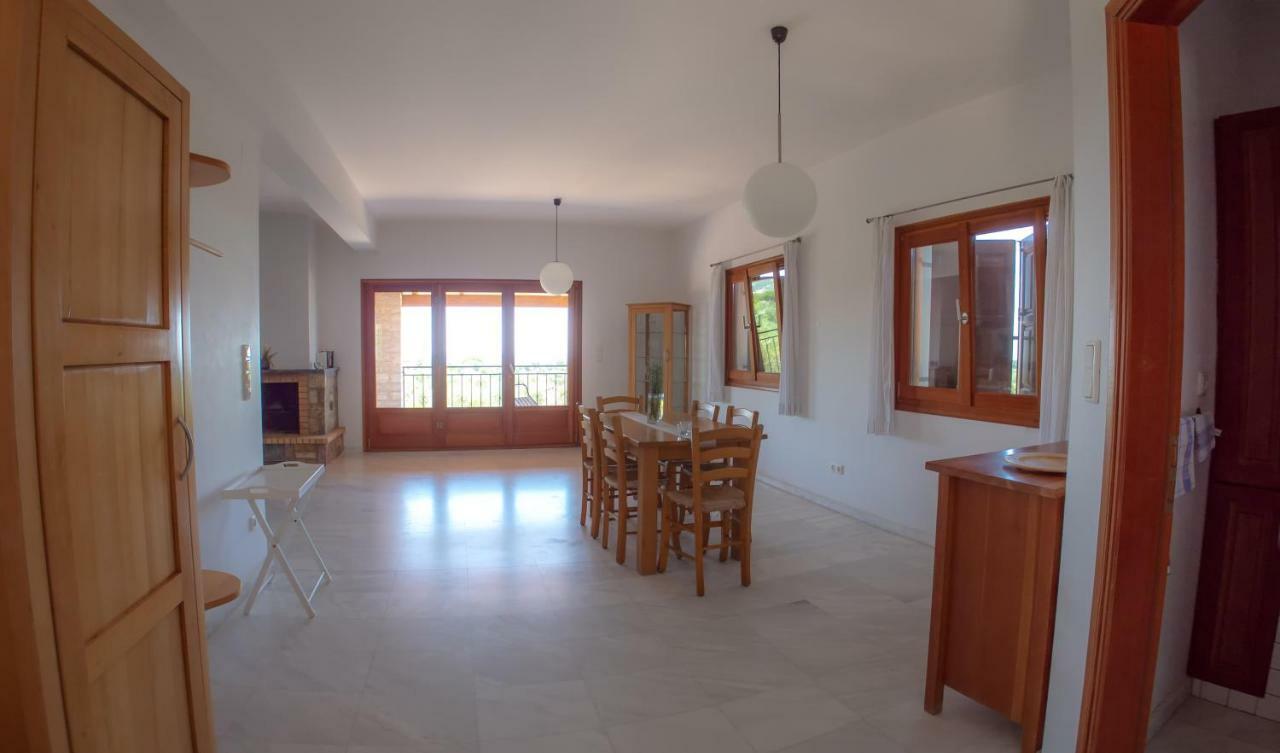 Ionianeon Apartments Agios Ilias  Bagian luar foto