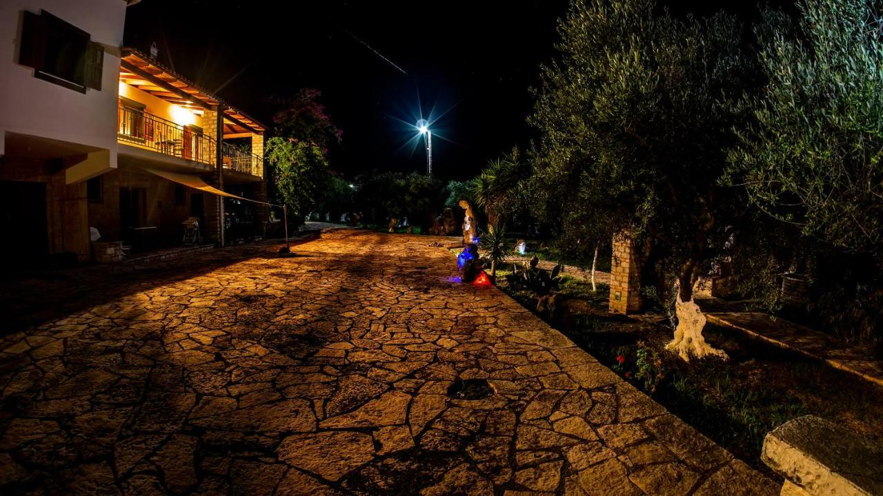 Ionianeon Apartments Agios Ilias  Bagian luar foto